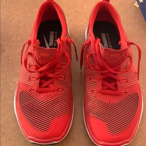 Nike Training Red